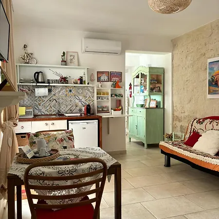 Apartman Sweet House Via Sagarriga Visconti 164