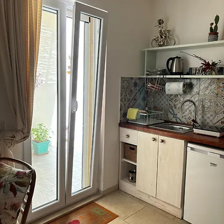 Apartament Sweet House Via Sagarriga Visconti 164 *